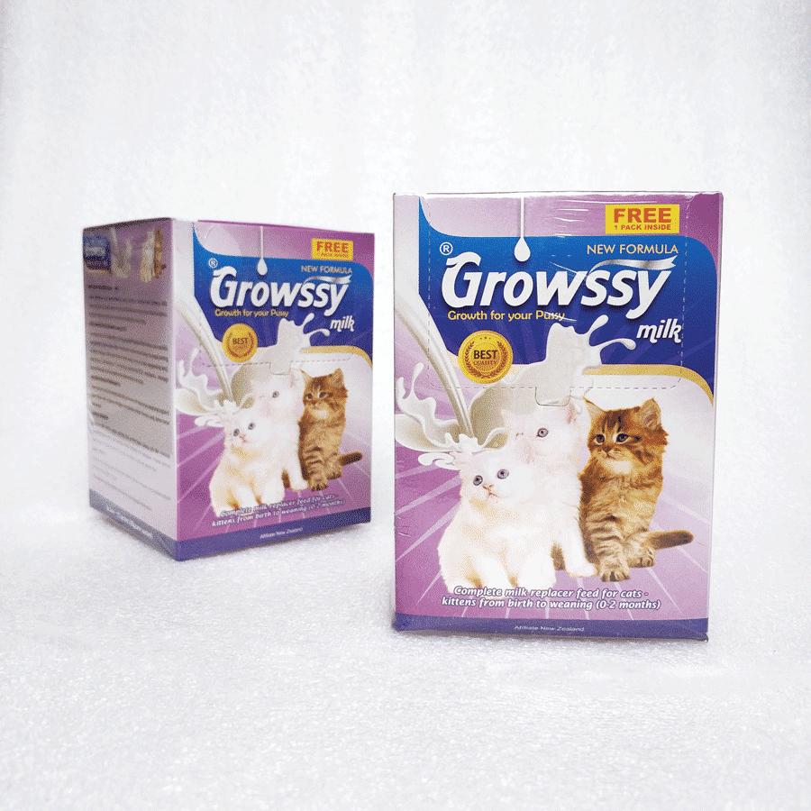 Jenis susu terbaik untuk anak kucing yang tanpa induk
